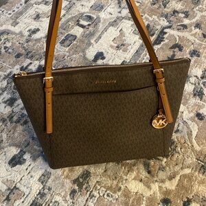 Michael Kors handbag purse
